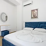 Enles Garden - Golem (Tirana)
