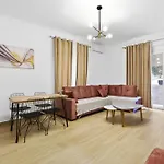 Enles Garden - * Golem (Tirana)
