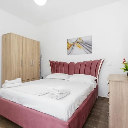 Enles Garden - Daire Golem (Tirana)
