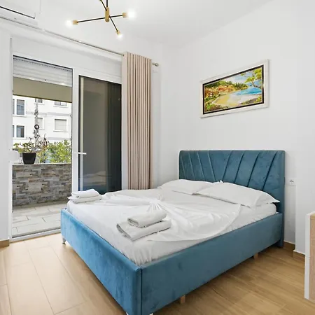 Enles Garden - *